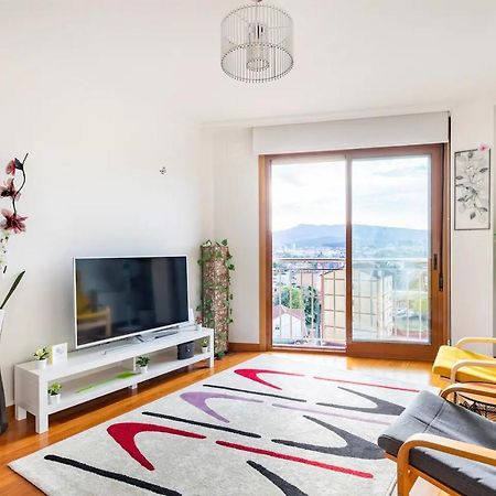 Apt Soleado Y Silencioso - Garaje- A 17 Min Andando Del Centro De Понтеведра Экстерьер фото