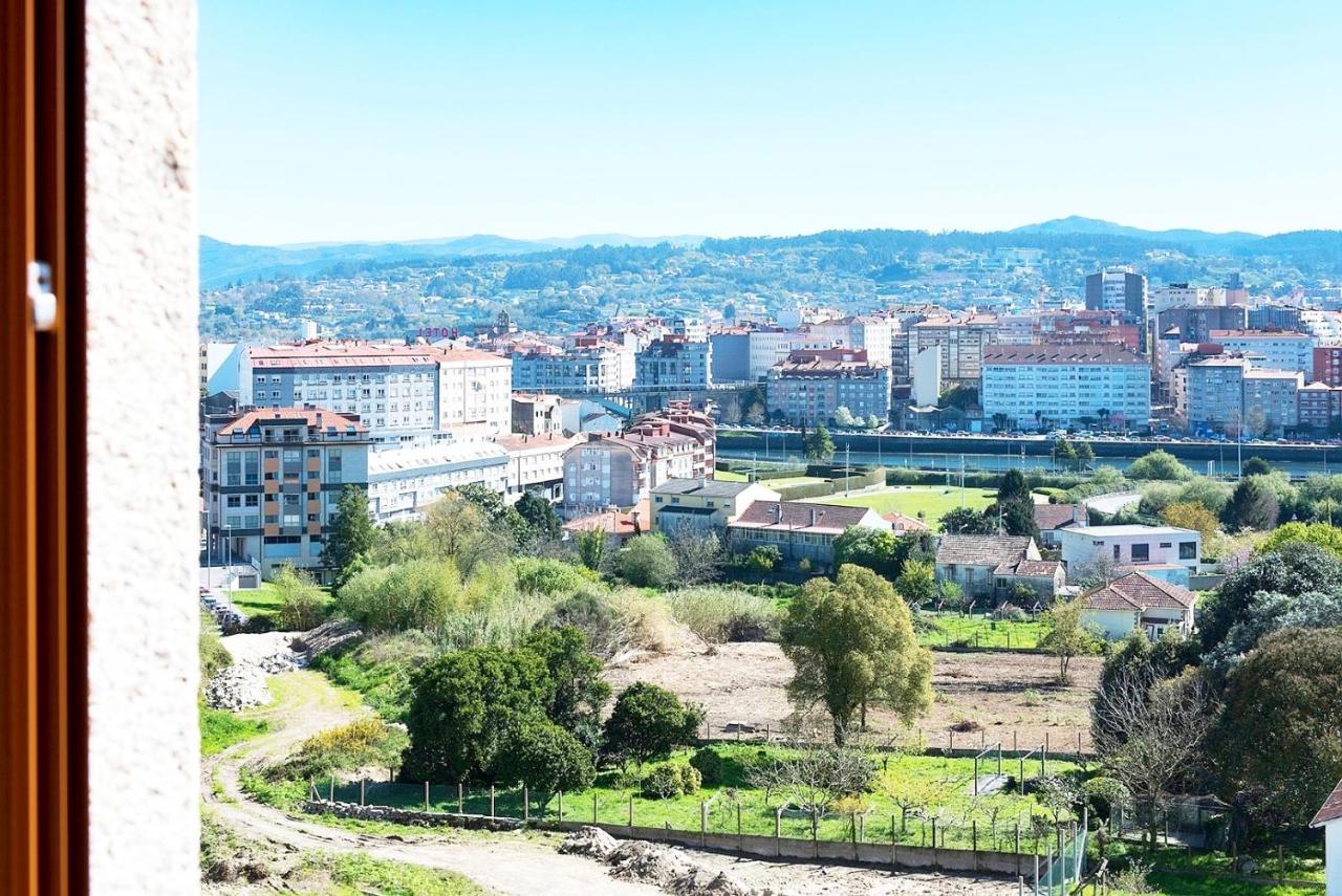 Apt Soleado Y Silencioso - Garaje- A 17 Min Andando Del Centro De Понтеведра Экстерьер фото